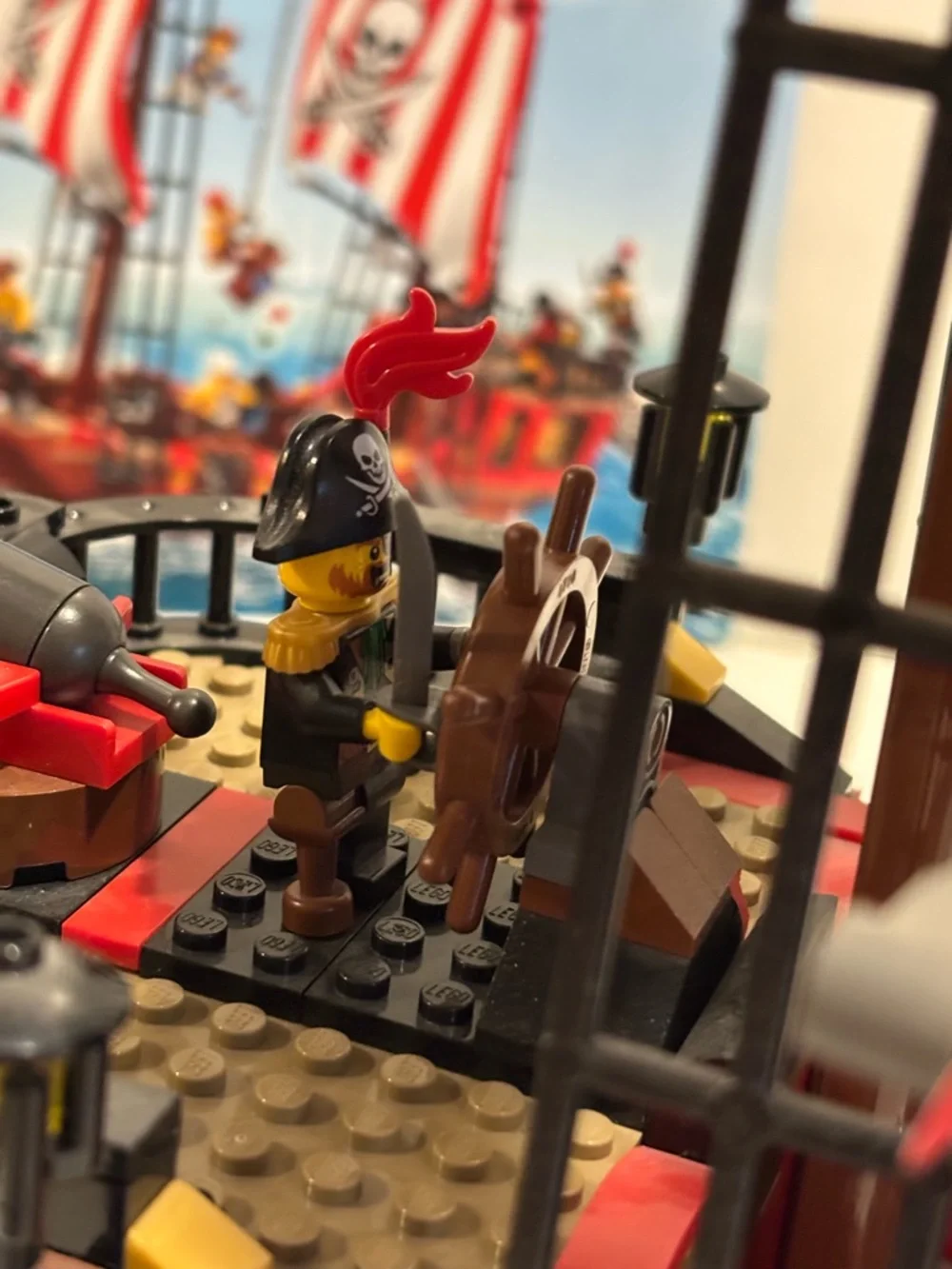 LEGO #70413 The Brick Bounty - Picture 4 of 16